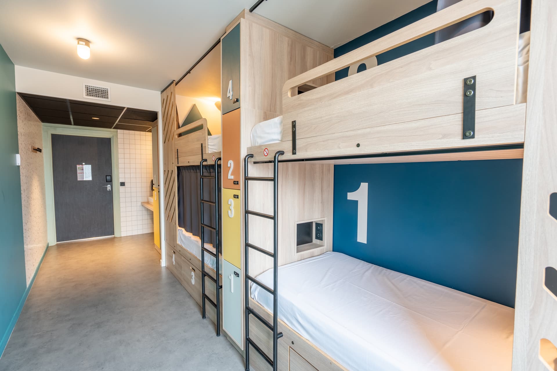 Dortoir privatisable et confortable à l’hostel Whoo Bordeaux Bacalan, une solution flexible pour groupes ou voyageurs en solo